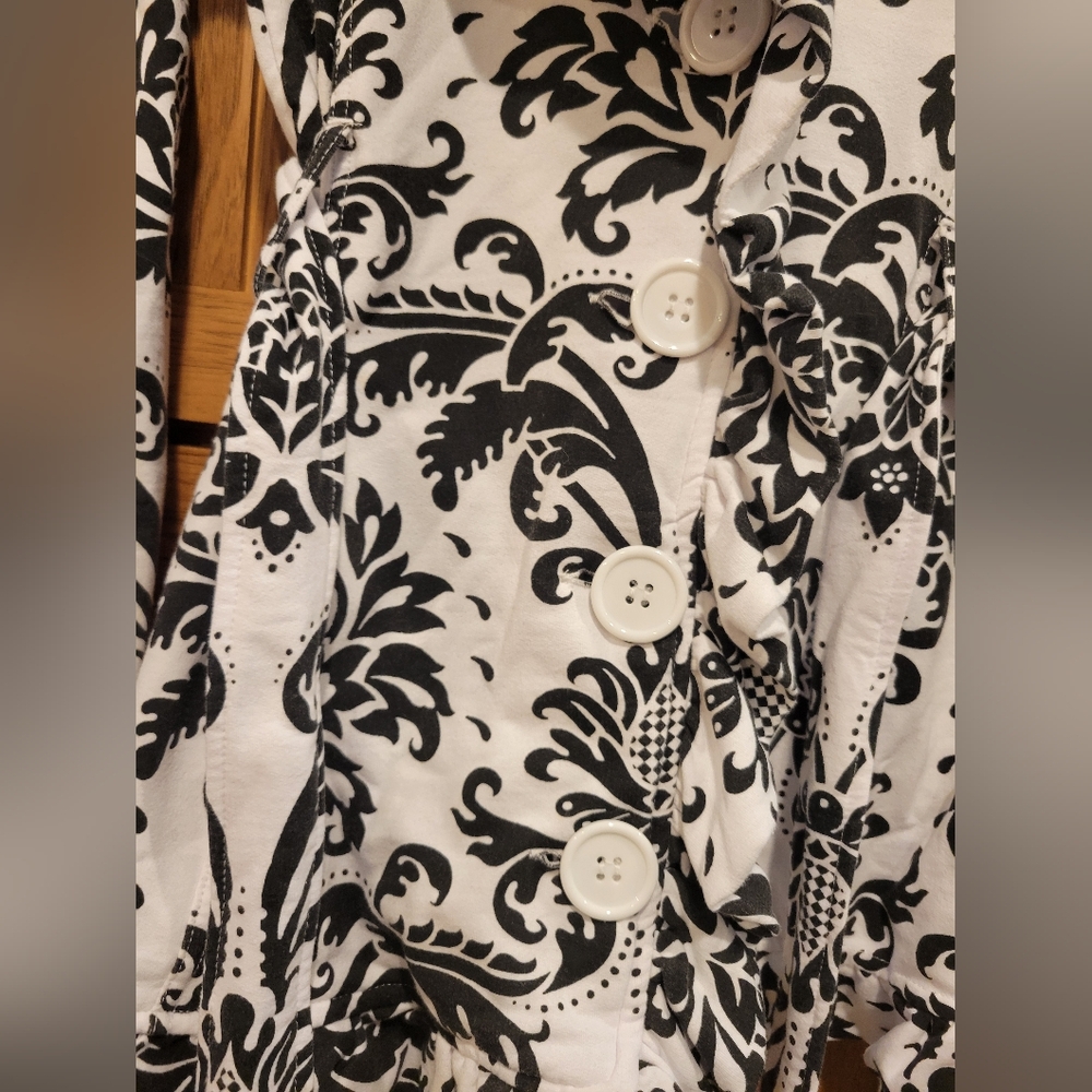 SelfEsteem Brand Women's lightweight jacket. Size L - Picture 2 of 10